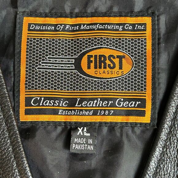 Mens First Classics Black Leather Snap Front Side Lace Motorcycle Vest Size XL - Picture 4 of 14